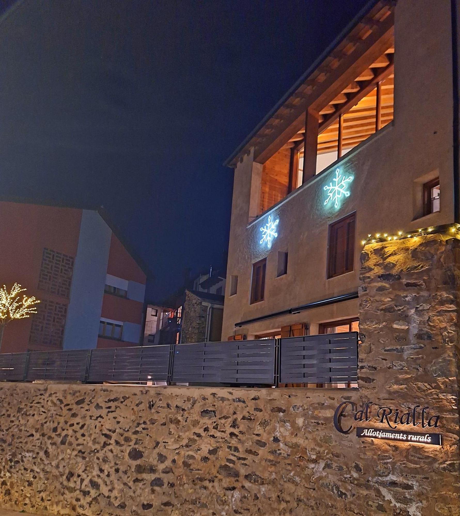 Apartament "Enclau" Turismo Rural Cal Rialla Льивия Экстерьер фото